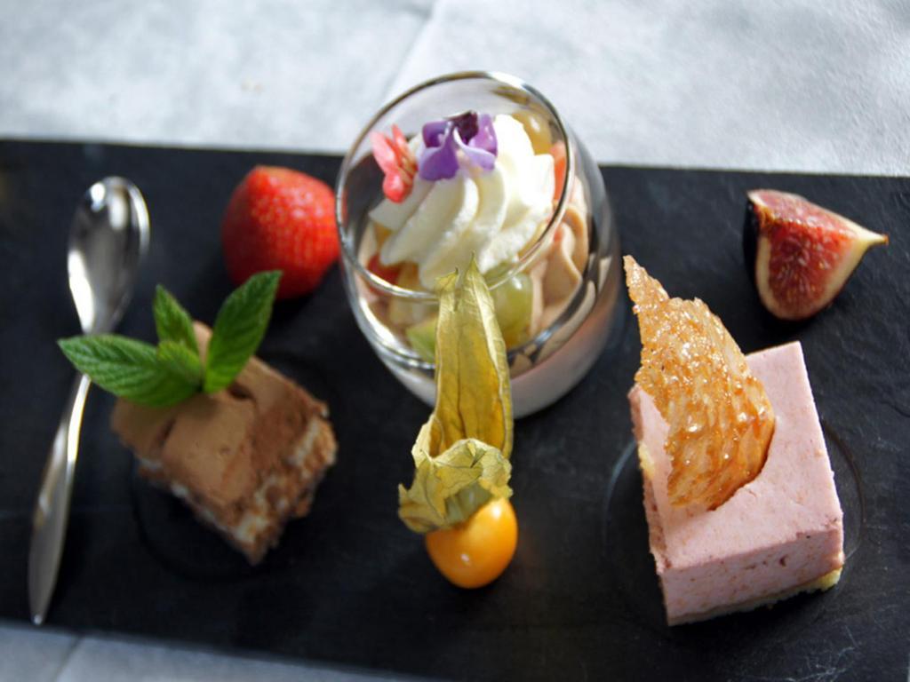 Hotel Restaurant Perle Des Vosges Muhlbach-sur-Munster Eksteriør billede